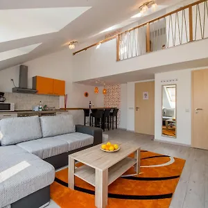 Center Apartman