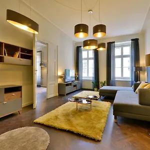  Aparthotel S23