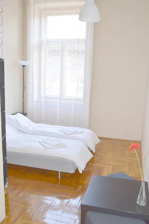 Synagogue Central Guest House Budapest