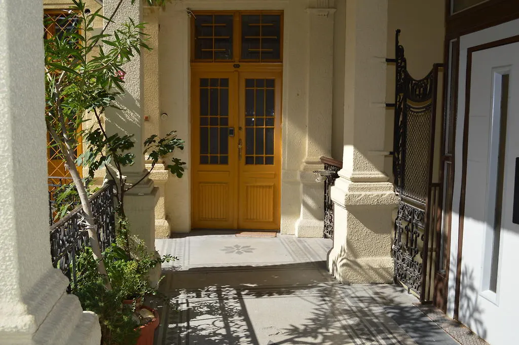Synagogue Central Guest House Budapest 3*,  Hungary