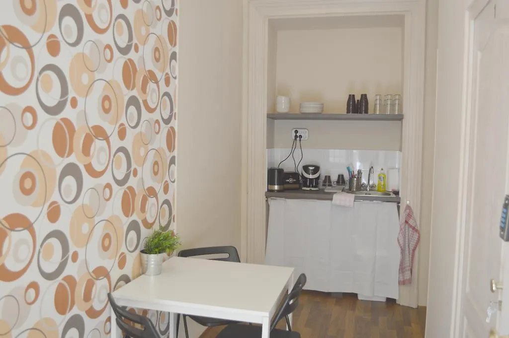 ***  Synagogue Central Guest House Budapest Hungary